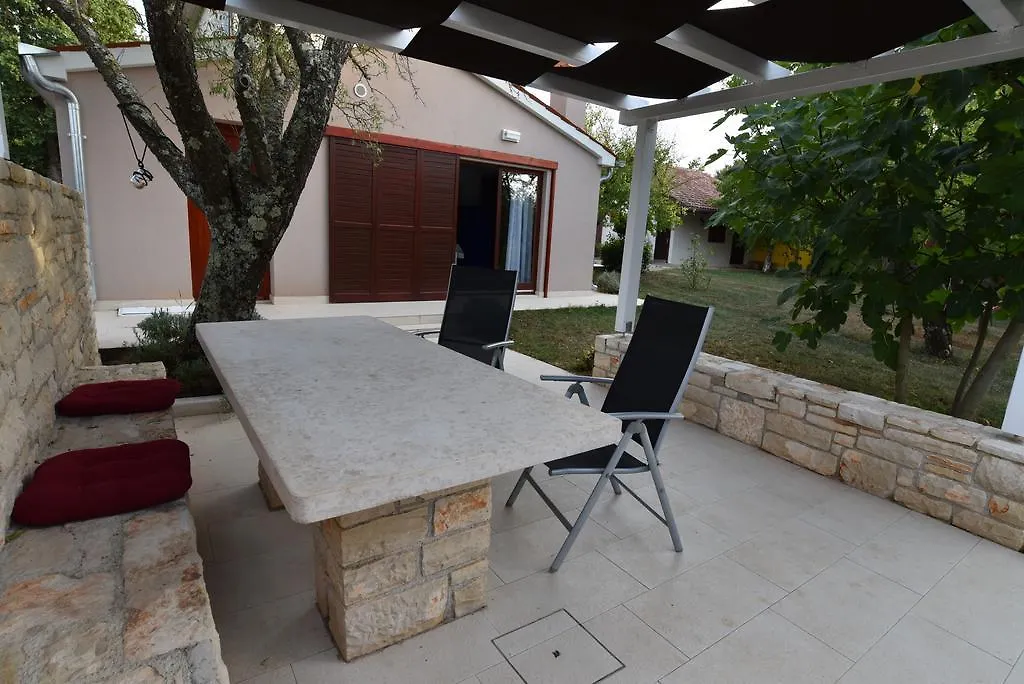 Holiday Home Brhanici Svetvinčenat